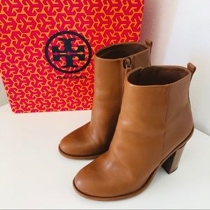 Tory Burch Gabrielle bootie in light cognac